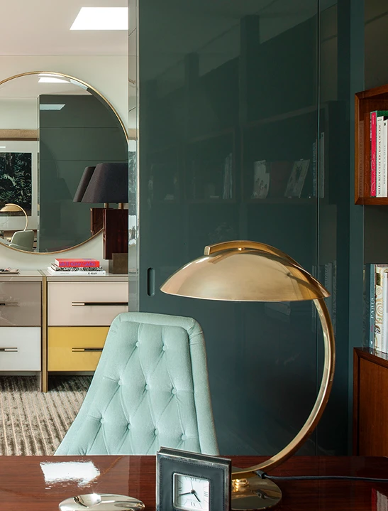 House over the river  Right Image 4