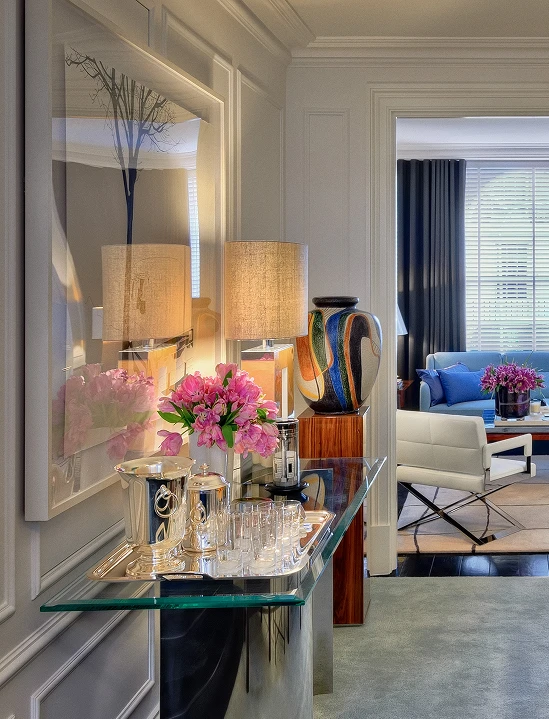 BELGRAVIA TOWNHOUSE Left Image 4