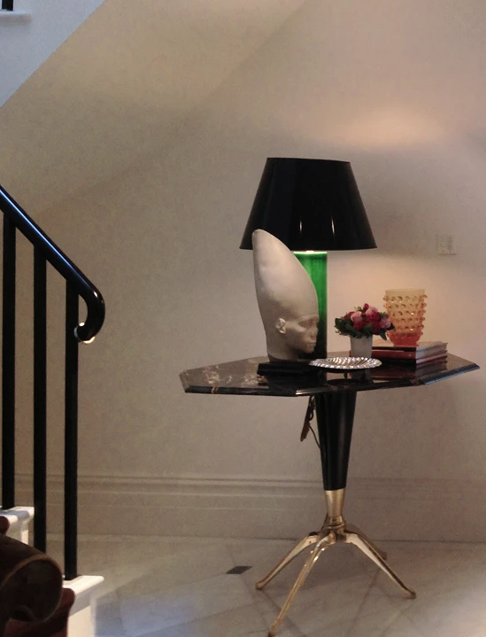 HIDE PARK PENTHOUSE Left Image 1