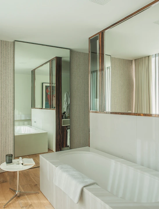 House over the river  Right Image 18