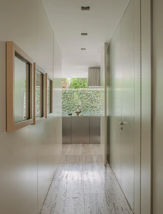 House over the river  Right Image 12