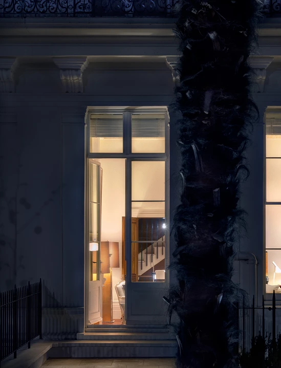 Bachelor´s house in London Left Image 13