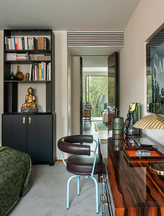 Apartment over the botanical garden Left Image 7