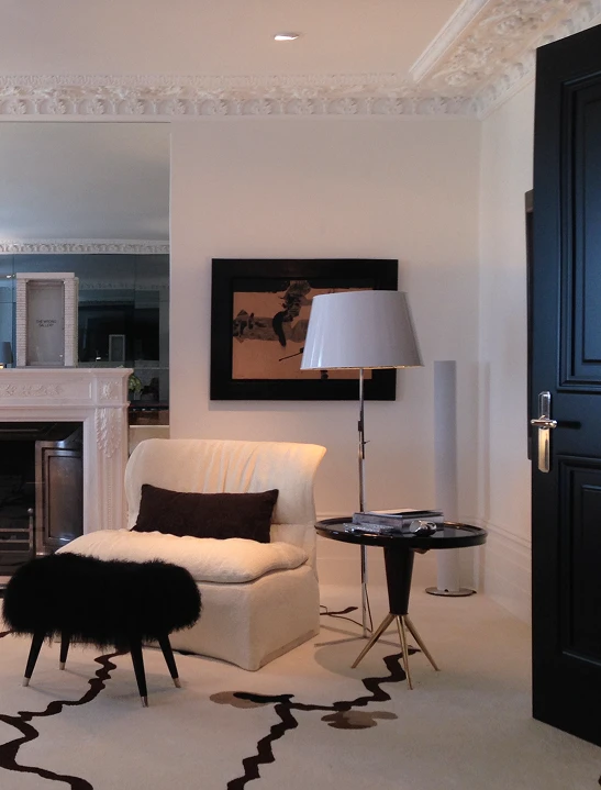 HIDE PARK PENTHOUSE Right Image 2