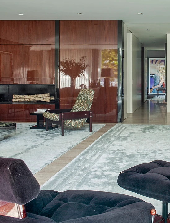 House over the river  Left Image 9