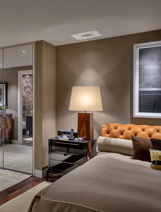 Bachelor´s house in London Right Image 7