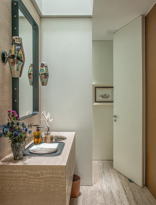 House over the river  Right Image 14