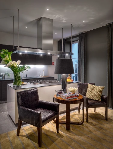 Bachelor´s house in London Mobile Image 15