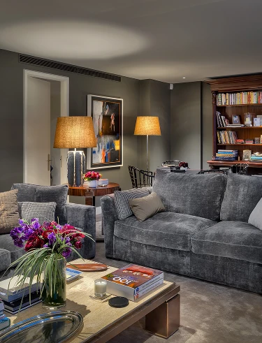 Bachelor´s house in London Mobile Image 19