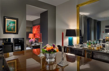 Bachelor´s house in London Mobile Image 17