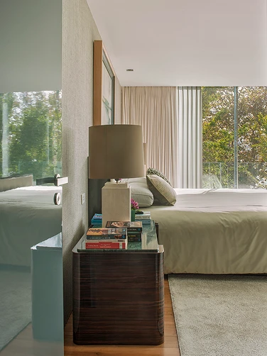 House over the river  Mobile Image 18